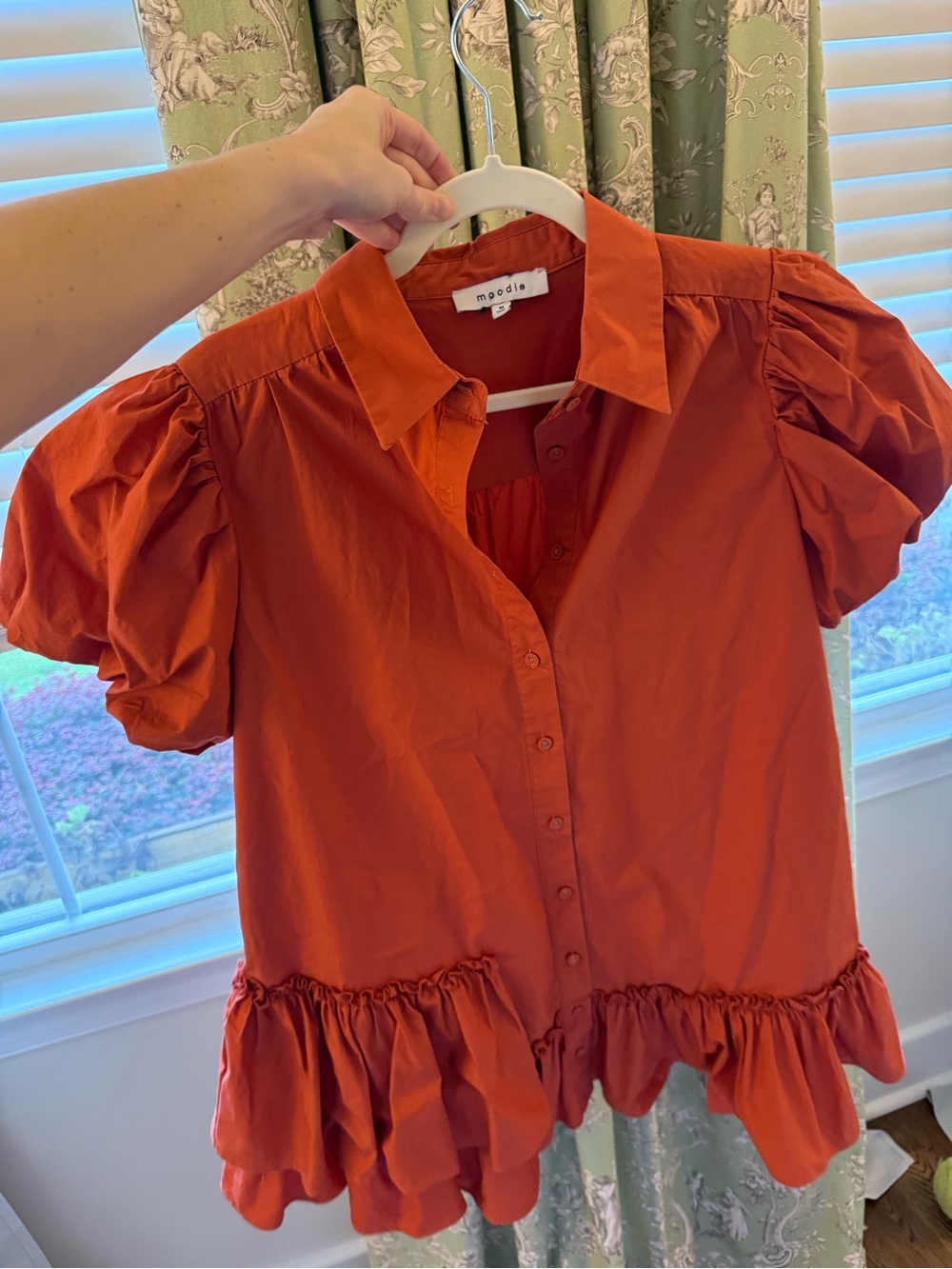moodie Rust Orange Puff-Sleeve Ruffle Hem Button-Down Top